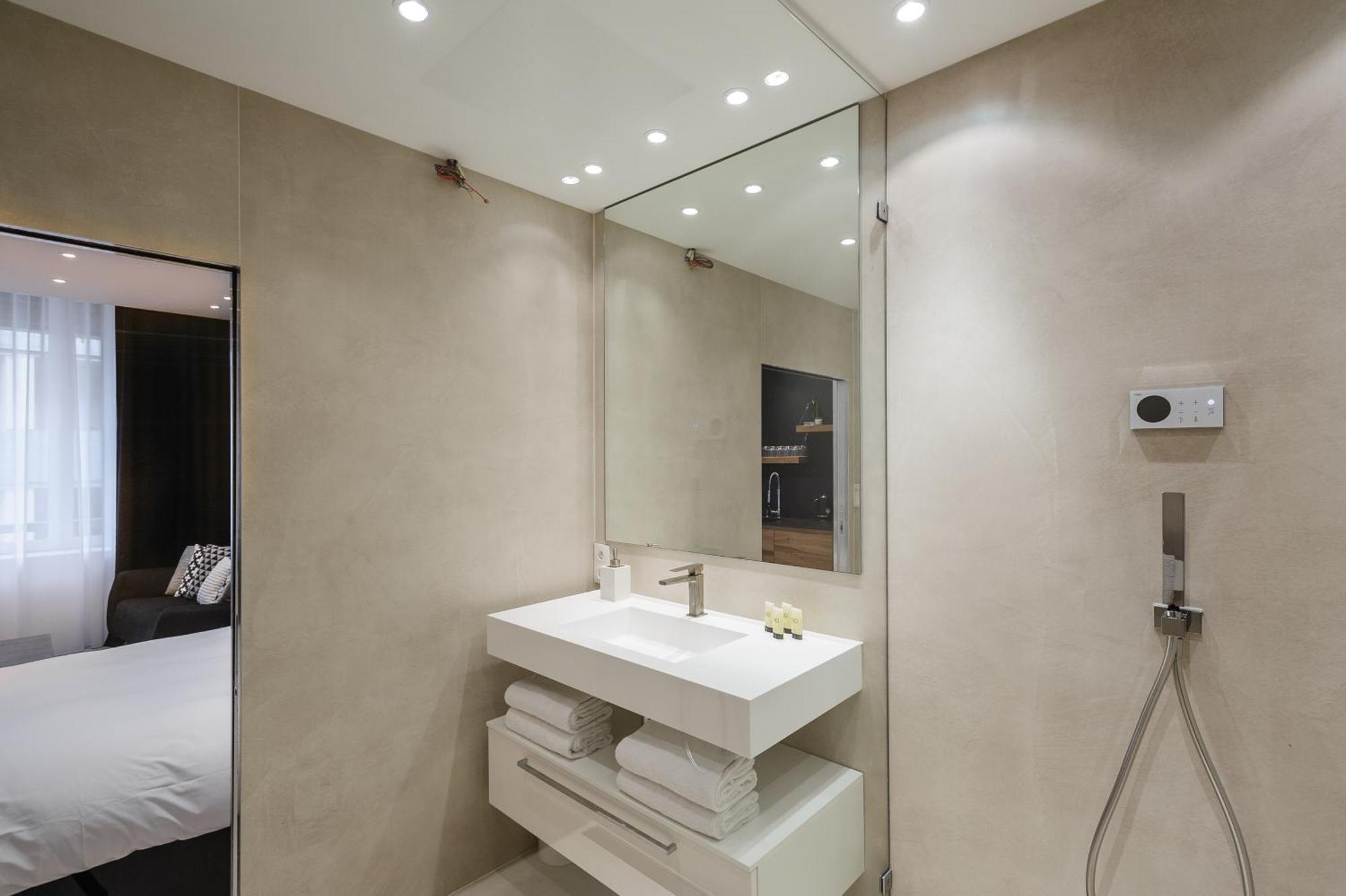 Mohom - Berges Du Rhone Apartment Лион Екстериор снимка